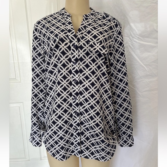 Coral Bay Navy Blue And White Patterned Button Down Shirt - Picture 1 of 2